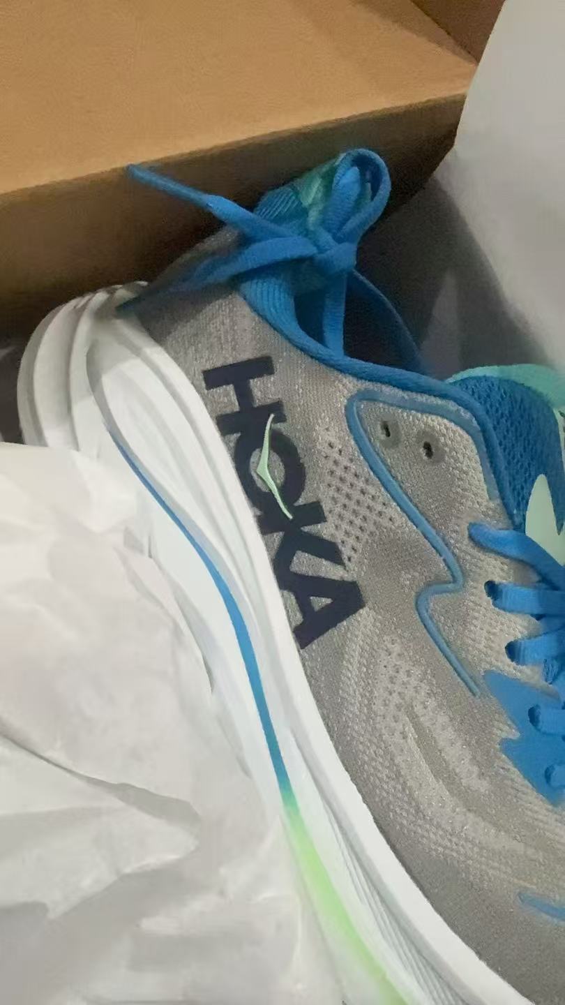 Hoka Clifton 10 Men's Sneakers